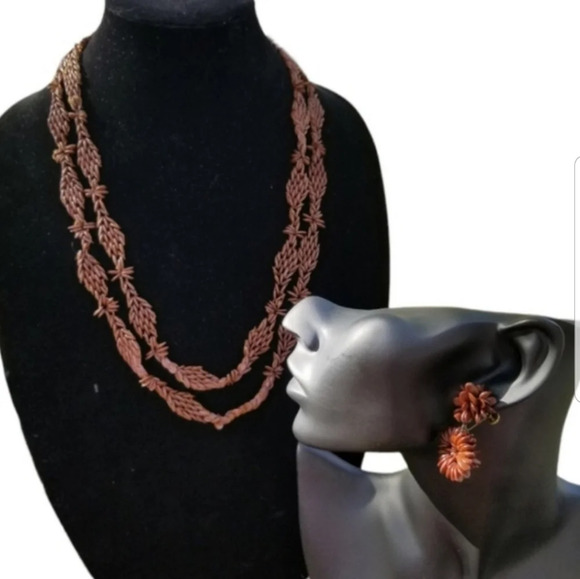 1970S JAMAICAN BOHO BROWN APPLE SEED NECKLACE & EARRINGS SET - Picture 1 of 6